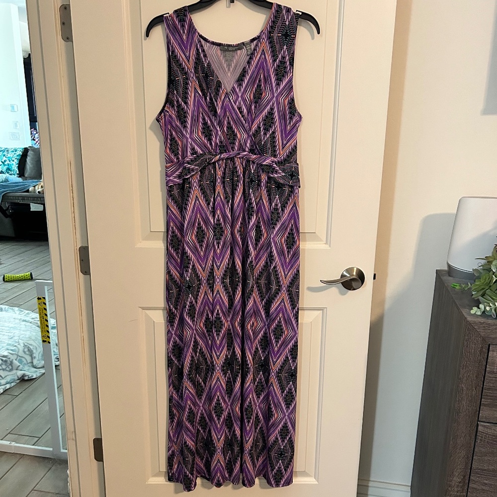 Sleeveless Maxi Dress